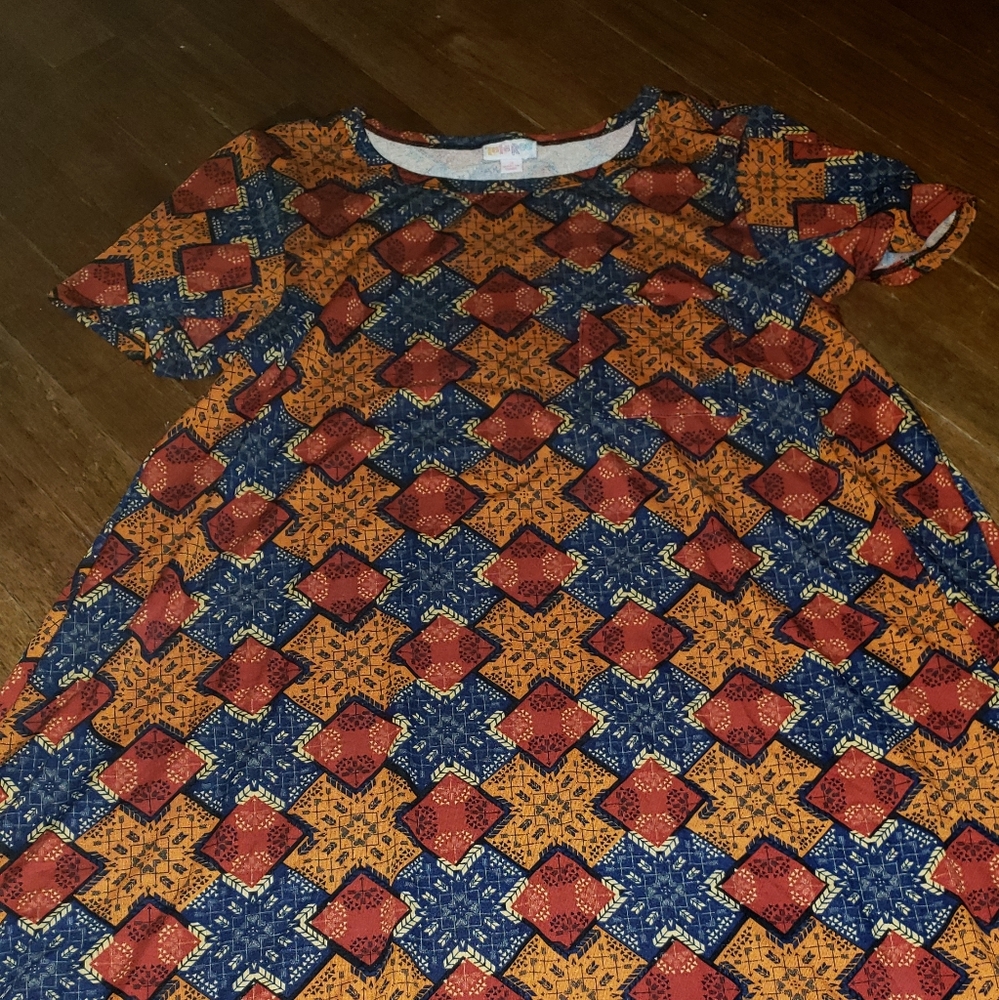 Lularoe Carly